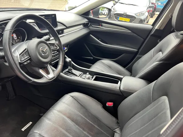 Mazda 6 Sportbreak 2.0 SkyActiv-G 165 Comfortplus Business AUTOMAAT | LEDER | Bose AUDIO | 19"LM VELGEN | STOEL- en STUURVERWARMING | STOEL VENTILATIE | APPLE VARPLAY /ANDROID AUTO |