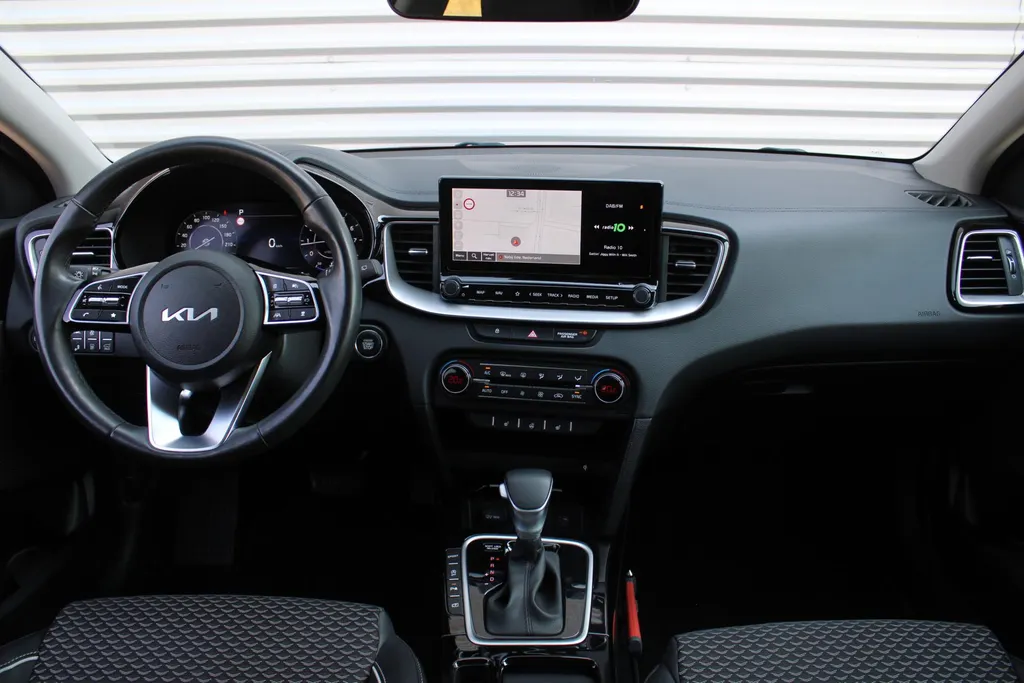 Kia XCeed 1.5 T-GDi DCT7 DynamicPlusLine | 18' LM | Keyless | Airco | Cruise | Navi | Camera | PDC |