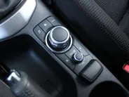 Mazda 2 1.5 Skyactiv-G Sportive | Airco | Cruise | PDC | 16' LM | Camera | 1e eigenaar | Zeer weinig km |