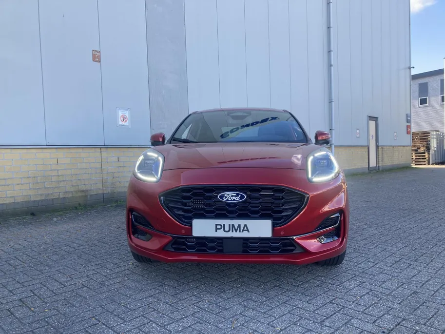 Ford Puma 1.0 EcoBoost Hybrid ST-Line X Automaat Fantastic Red - Driver Assistance Pack - Winter Pack