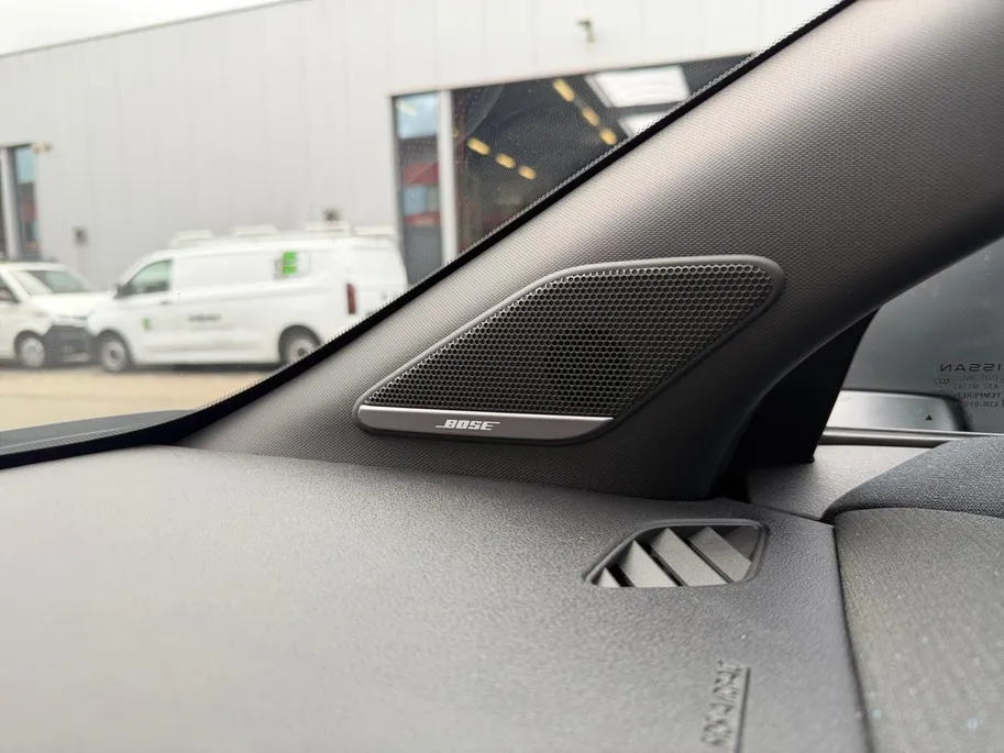 Nissan Leaf Evolve 52 kWh | NISSAN MORE 10 JAAR GARANTIE | 451 KM WLTP | 2500 EURO INRUILPREMIE | SNEL RIJDEN | BOSE | RONDOM CAMERA | CARPLAY |