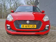 Suzuki Swift 1.2 Select AUTOMAAT | Airco | Stoelverwarming | DAB | Camera | Bluetooth | Apple Carplay / Android Auto