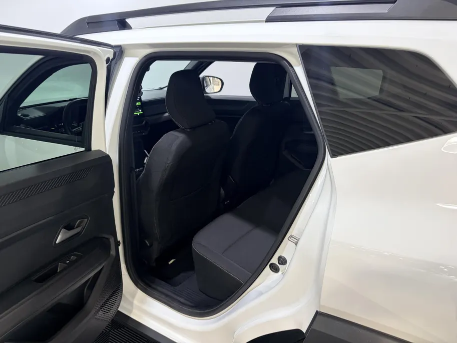 Dacia Duster 140PK Hybrid Journey Automaat | 1e Eigenaar | Navigatie | Apple Carplay/Android Auto | 360 Camera | Dodehoek Detectie | Parkeersensoren | Climate Control | Cruise Control | USB-C | Licht & Regen Sensor |