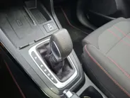 Ford Puma 1.0 EcoBoost Hybrid ST-Line | Automaat | Pano dak | Winter pack | Adapt. Cruise control | BLIS | Afneembare trekhaak | Draadloos opladen mobiel | Elektr. Achterklep | Parkeersensoren voor en achter | 360 gr camera | Fabrieksgarantie |