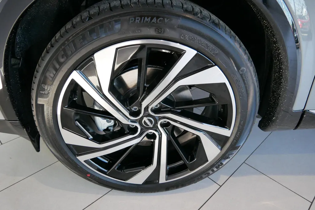 Nissan QASHQAI 1.5 e-Power Tekna Plus |360grd Camera|Navigatie|Pro-pilot|Stoelgeheugen|Bose audio|Nappa lederen bekleding|Two-tone kleurstelling|Parkeersensoren voor en achter|Cold Pack| Panoramisch glazendak|