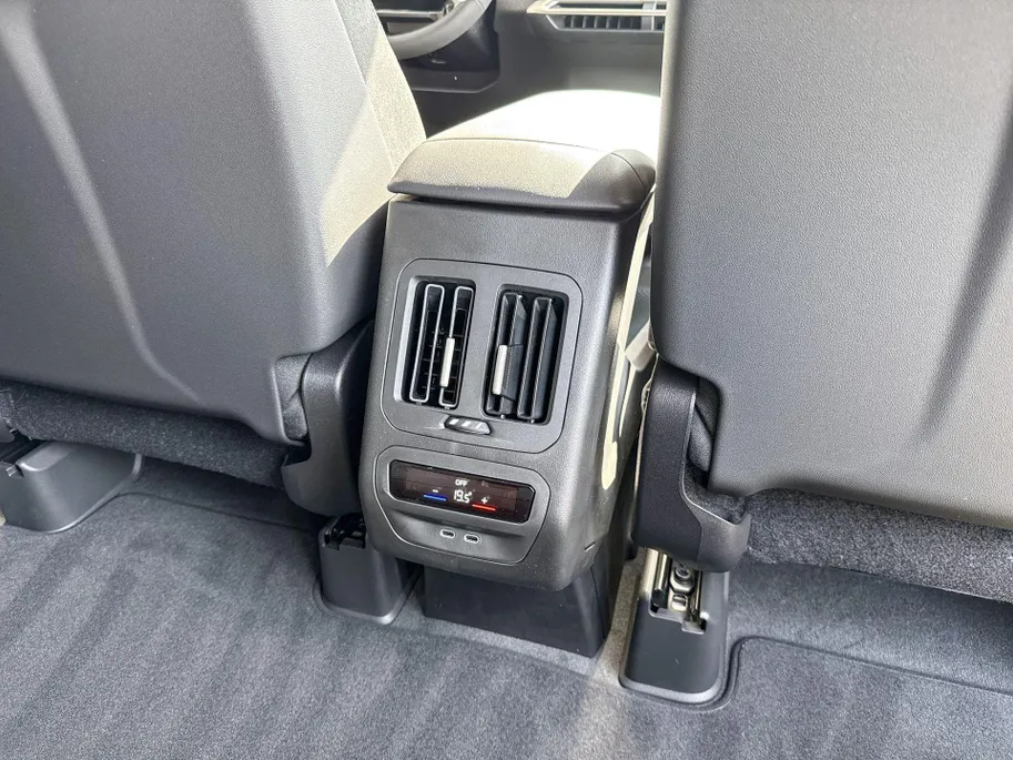 BMW iX3 40 eDrive 83 kWh