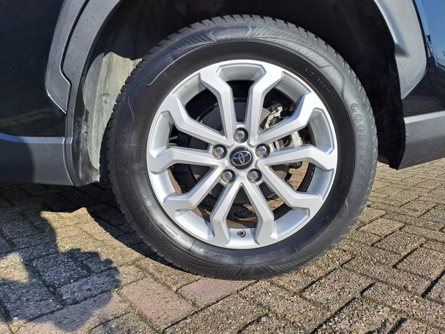 Toyota Corolla Cross 2.0 High Power Hybrid Active AUTOMAAT | Camera | Adaptieve Cruise | DAB | Rijstrooksensor met correctie | Apple Carplay/Android Auto