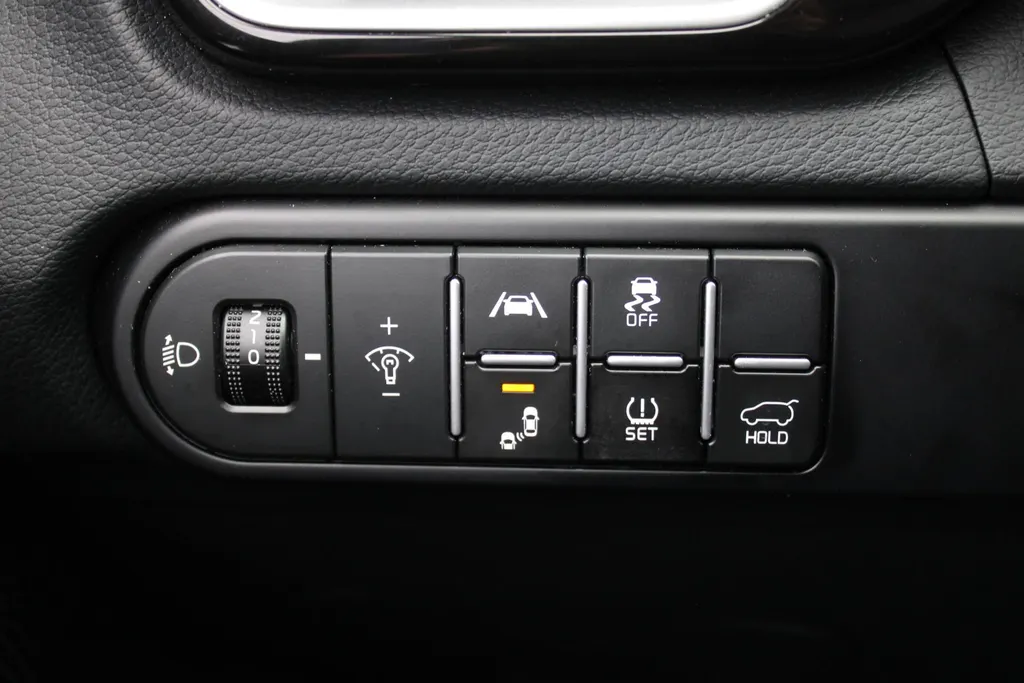 Kia Ceed Sportswagon 1.0 T-GDi DynamicPlusLine | Airco | Cruise | Camera | Navi | 16' LM |