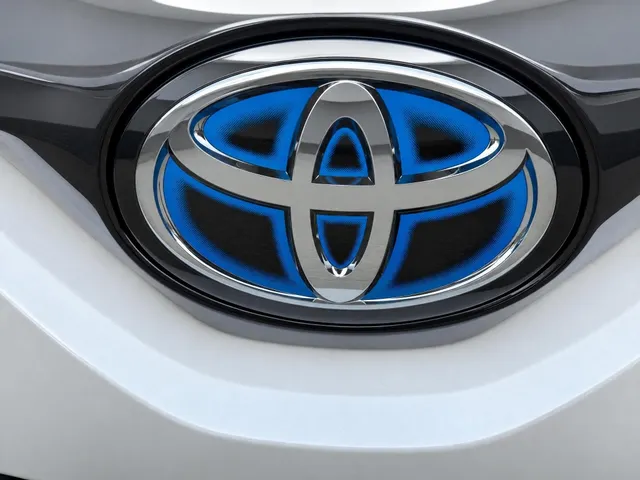 Toyota C-HR 1.8 Hybrid Style Bi-Tone | Parkeersensoren | Stoelverwarming