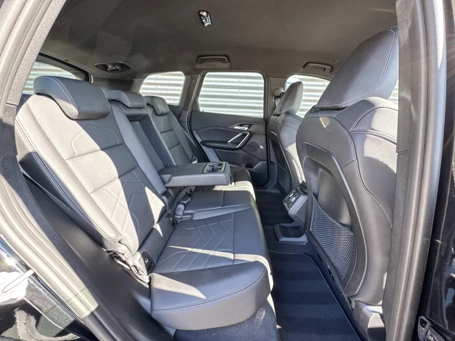 BMW iX1 xDrive30 Launch Edition 67 kWh