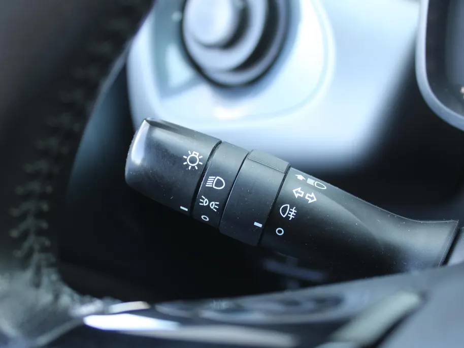 Toyota Aygo 1.0 VVT-i x-play limited | Camera | Elektrisch vouwdak | Android Auto/Apple Carplay | Airco | Cruise |