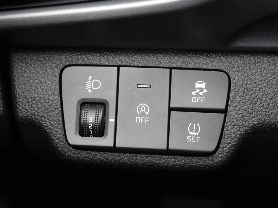 Kia Stonic 1.0 T-GDi MHEV DynamicPlusLine | Stuur-/stoelverwarming | Camera | Clima | Cruise | 16' LM | Navi | LED | Keyless |