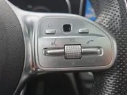 Mercedes-Benz C-Klasse 180 Business Solution AMG | Panoramadak | Cruise Control | Achteruitrijcamera | Apple Carplay/Android Auto |