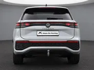 Volkswagen Tayron 1.5 272pk DSG eHybrid R-Line Edition · SOH 100% · Panoramadak · 360 Camera · Wegklapbare Trekhaak · Stoelverwarming · Apple/Android Car Play · 20'' Inch · Garantie t/m 03-11-2029 of 100.000km · EXTRA INRUILKORTING ·