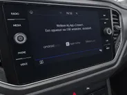 Volkswagen T-Roc 1.0 TSI 115pk Style · Panoramadak · Camera · Stoelverwarming · P-Sensoren · Apple/Android Car Play · Navigatie · 17'' Inch ·