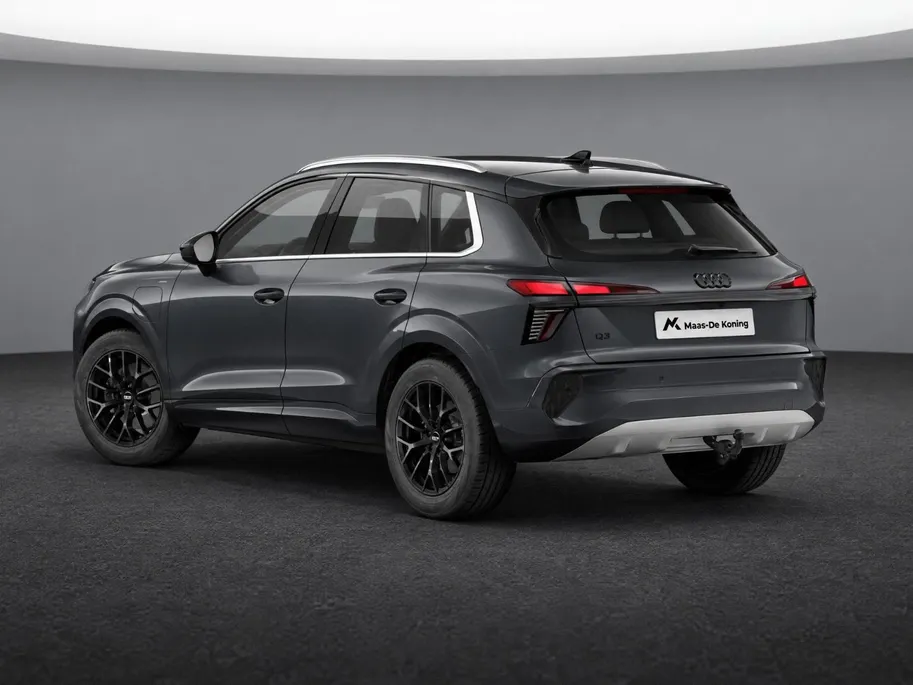 Audi Q3 e-hybrid Advanced edition 272 PK · Trekhaak elek. wegklapbaar · Stuurwiel verwarmd · Lichtmetalen 18'' inch velgen