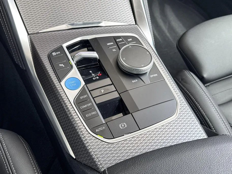 BMW i4 eDrive40 84 kWh