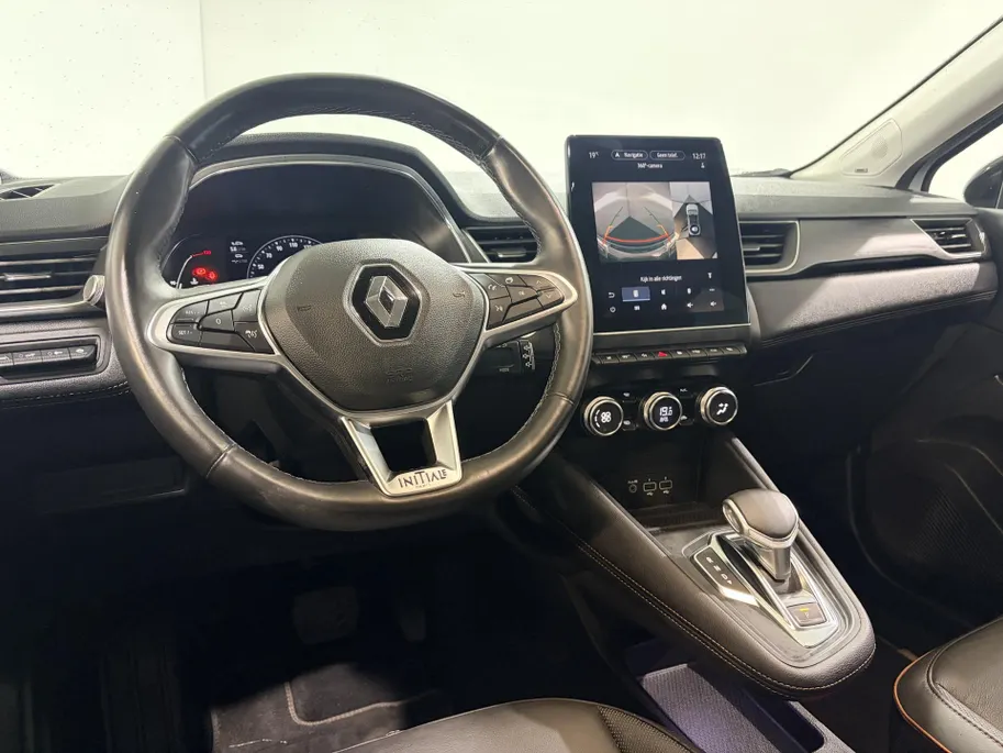 Renault Captur 130PK TCe Initiale Paris Automaat | 360 Camera | Cruise Control Adaptief | Parkeersensoren | Stoel & Stuurwiel Verwarming | Climate Control | Licht & Regen Sensor | Dodehoek Detectie |