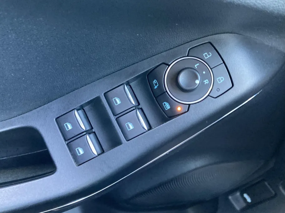 Ford Puma 1.0 EcoBoost Hybrid 125pk AUTOMAAT ST-line AppleCarplay/AndroidAuto-Navigatie-Panoramadak-stoelhoogteverstelling passagier