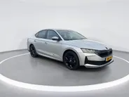 Škoda Octavia 1.5 TSI MHEV DSG Business Edition | 18 Inch | Spoilerpakket