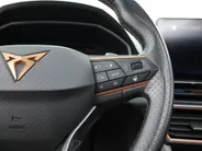 CUPRA Leon Sportstourer 1.4 245pk DSG e-Hybrid VZ Adrenaline · Panoramadak · Camera · Keyless · Stuur- & Stoelverwarming · Parkeer assistent · Elek. Bestuurdersstoel + Geheugen ·