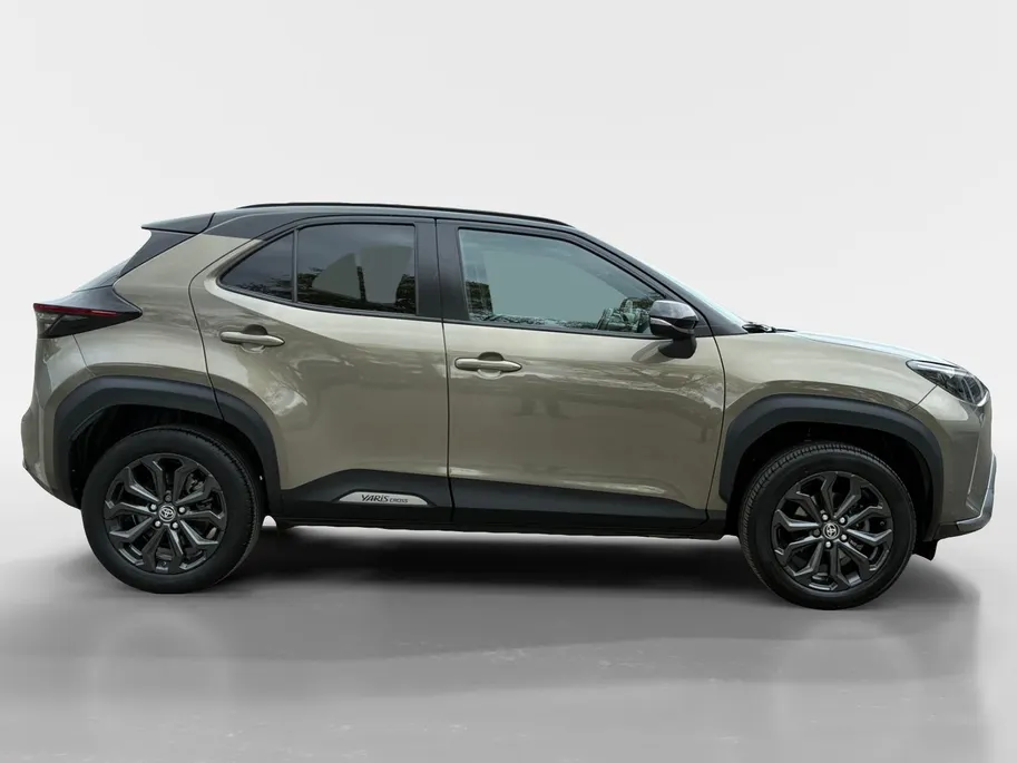 Toyota Yaris Cross 1.5 Hybrid Explore TREKHAAK | LM VELGEN | NAVI