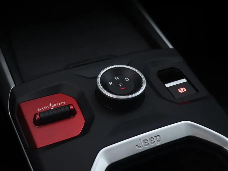 Jeep Compass 1.2 e-Hybrid 145 PK First Edition | Schuifdak | Premium | 360cam