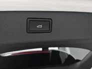Volkswagen Tiguan 1.5eHybrid 150kW/204PK R-Line Black Style · Leder · Trekhaak · Panoramadak · 360°Camera · Garantie t/m 28-10-2030 of 100000km.