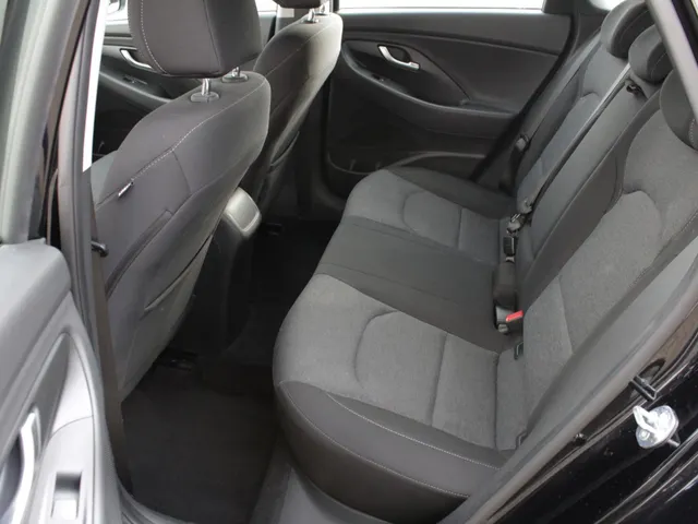 Hyundai i30 1.0 T-GDi MHEV Comfort Smart Automaat | Carplay/Android auto | Camera | Park sens