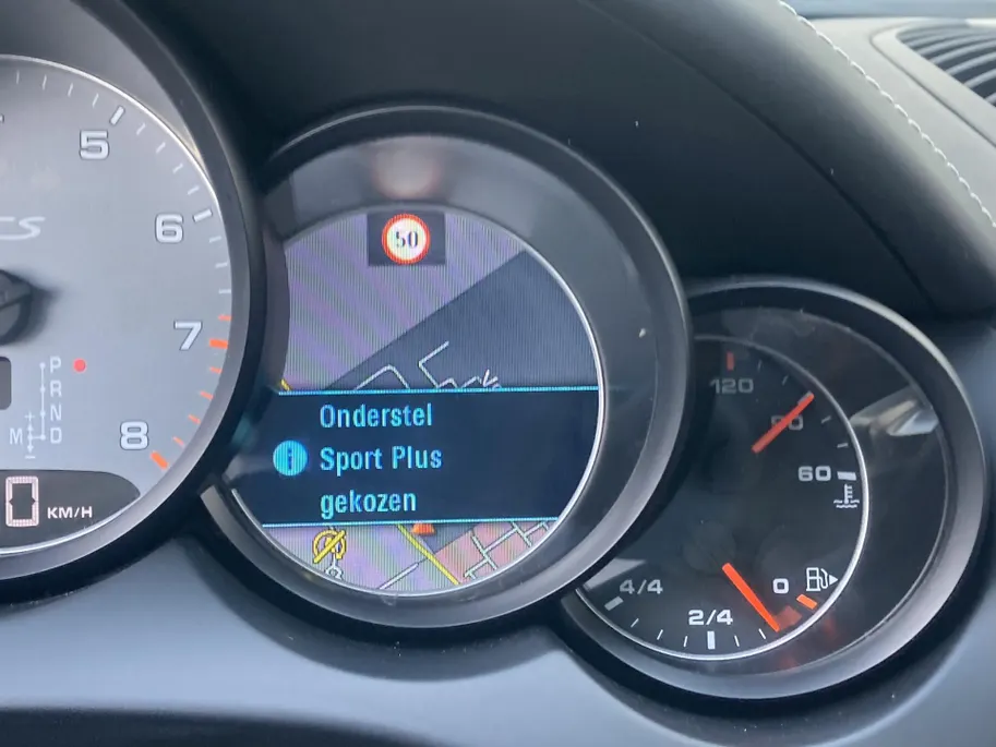 Porsche Cayenne 3.6 GTS 441 pk automaat Panoramadak - Alcantara Leder - Navigatie - Bose Audio - 21inch LM  - volledig onderhouden