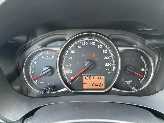 Toyota Yaris 1.3 VVT-i Aspiration | Camera | Uniek 21000km!!