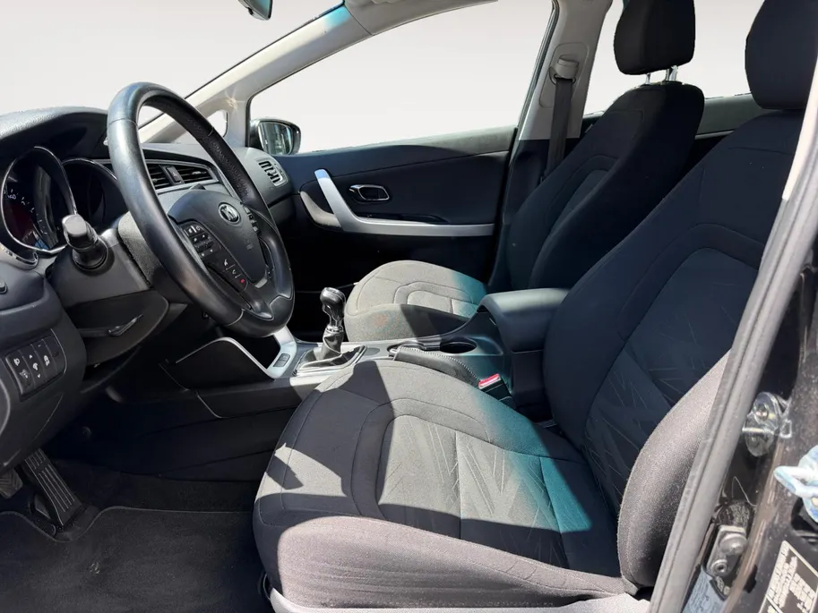 Kia cee'd Sportswagon 1.0 T-GDi Design Edition | Zeer nette auto | Dealer onderhouden | Achteruitrijcamera | Navigatie met Apple CarPlay & Android Auto |