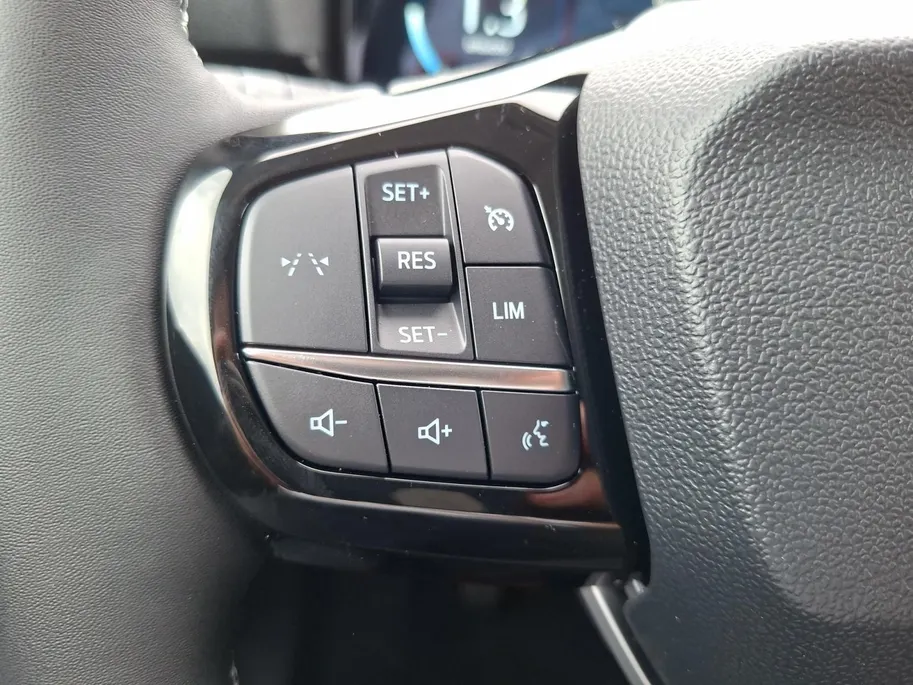Ford Puma 1.0 EcoBoost Hybrid Titanium | !gratis upgrade naar automaat! | Winterpack | Camera | Apple Carplay&Android Auto | Led koplampen | Climate Control | Cruisecontrol |