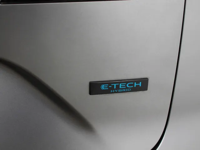 Renault Espace E-Tech full hybrid 200 PK esprit Alpine 7 persoons | 4 wielsturing | Stuurverwarming | Google Navigatie | Camera 360 | Achterklep elektrisch |