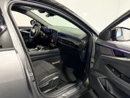 Renault Austral 200PK E-Tech Full Hybrid Techno Esprit Alpine AT | Trekhaak | All Season Banden | Climate Control | Digital Cockpit | Camera | Parkeersensoren | Adaptive Cruise Control | Lichtmetalen Velgen |