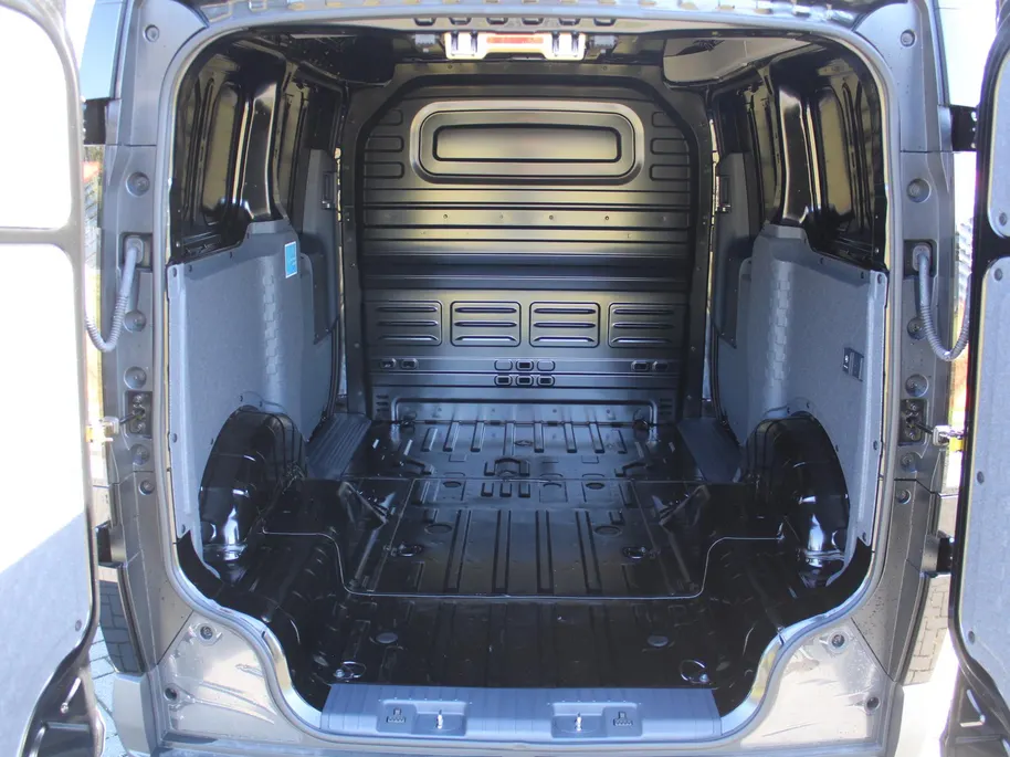Kia PV5 L2H1 Elite Executive 71.2 kWh | Schuifdeur L+R | Warmtepomp | Actieradius tot 416 km (WLTP) | Tijdelijk tot € 2.500 (inruil)voordeel bij aanschaf of 2,99% financiering |