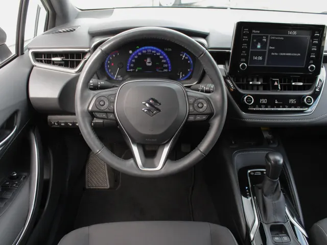 Suzuki Swace 1.8 Hybrid Style | Cruise | Carplay/Android | Camera | Trekhaak