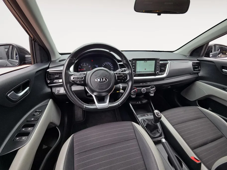 Kia Stonic 1.0 T-GDi Sports Edition Navi | Camera | Cruise Control | Carplay | Metallic lak | LM Velgen 17' | NAP
