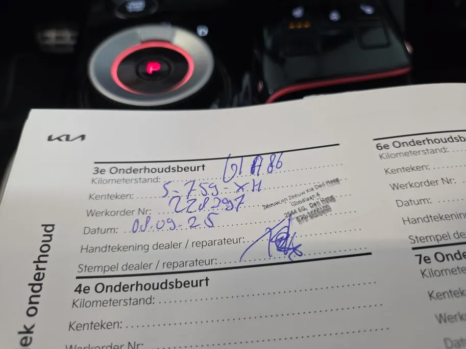 Kia Sportage 1.6 T-GDi Plug-in Hybrid AWD GT-Line | Zeer compleet | Trekhaak | Elektrische achterklep | Panoramadak | Fabrieksgarantie t/m  11-05-2030 + 3x 1 jaar* | NAP