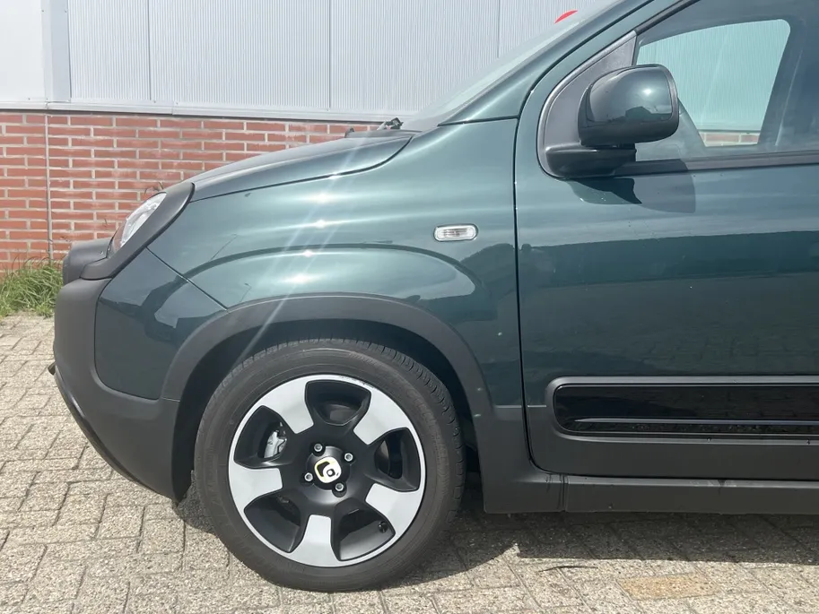 Fiat Panda 1.0 Hybrid Pandina | Cruise Control | Carplay | Airco