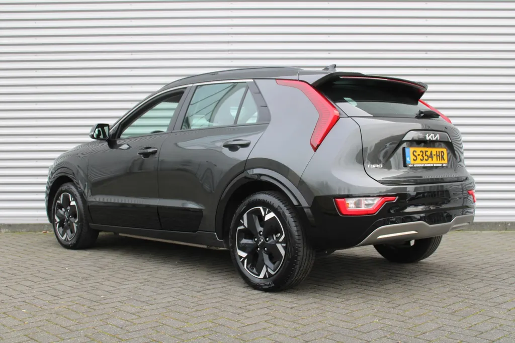 Kia Niro EV DynamicLine 64.8 kWh | Navi | Airco | Cruise | Camera | 17' LM |