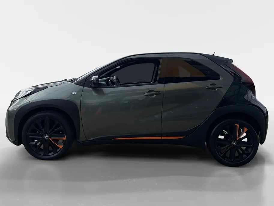 Toyota Aygo X 1.0 VVT-i MT Limited | Apple Carplay & Android Auto | Stoelverwarming | JBL Audio | Camera | Parkeersensoren | LMV | Cruise & Climate Control | Dealer Onderhouden | 12 Maanden BOVAG Garantie
