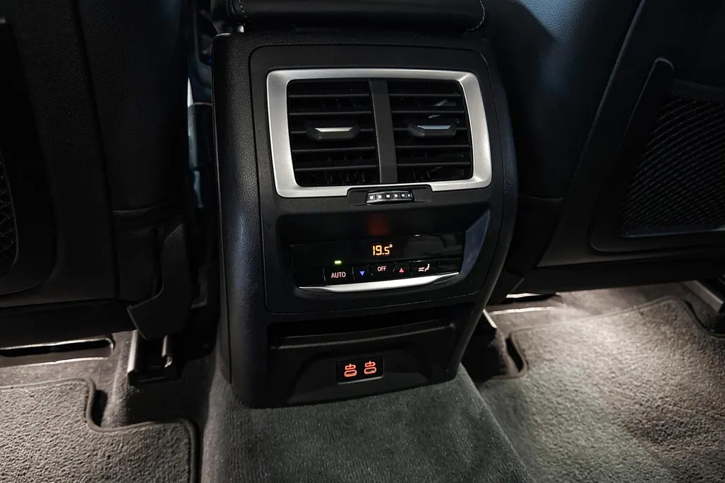 BMW iX3 High Executive 80 kWh
