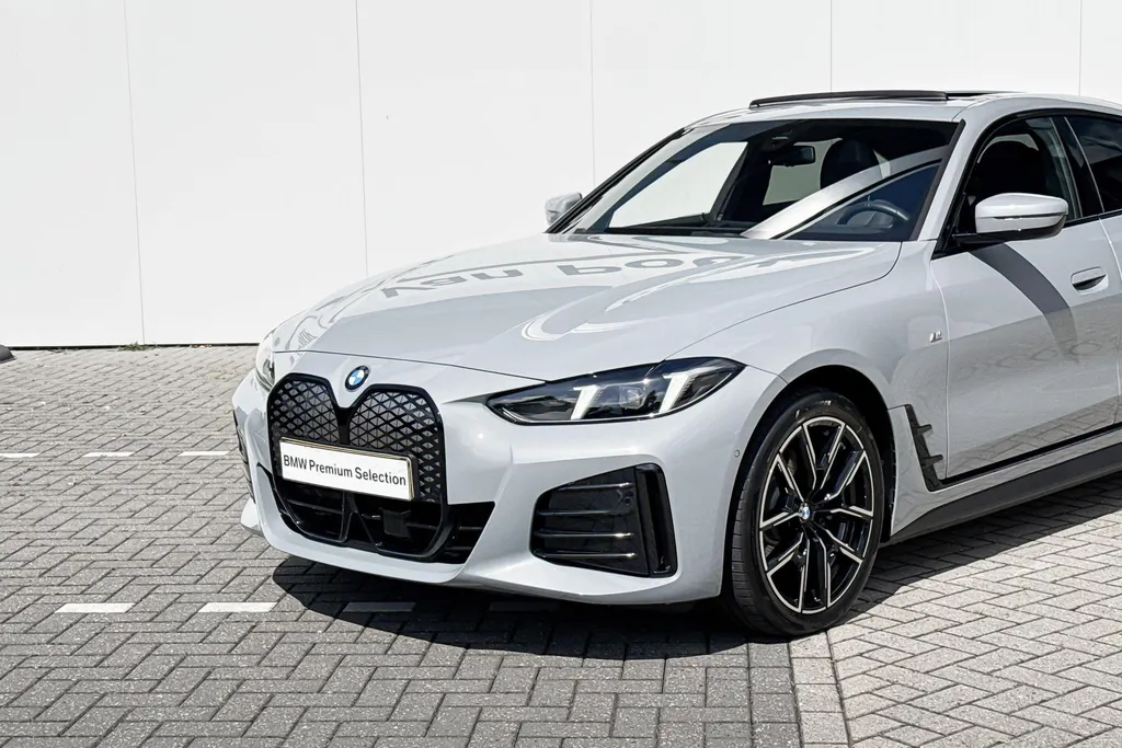 BMW i4 eDrive40 84 kWh