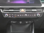 Kia Niro 1.6 GDi Hybrid DynamicPlusLine | Trekhaak | BTW Auto | Schuifdak | Stuur-/stoelverwarming | Cruise adapt. | Camera | Clima | Leer | HUD | LED | 16' LM |