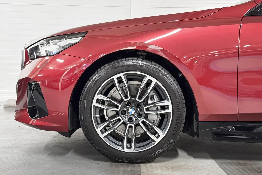 BMW i5 Sedan eDrive40