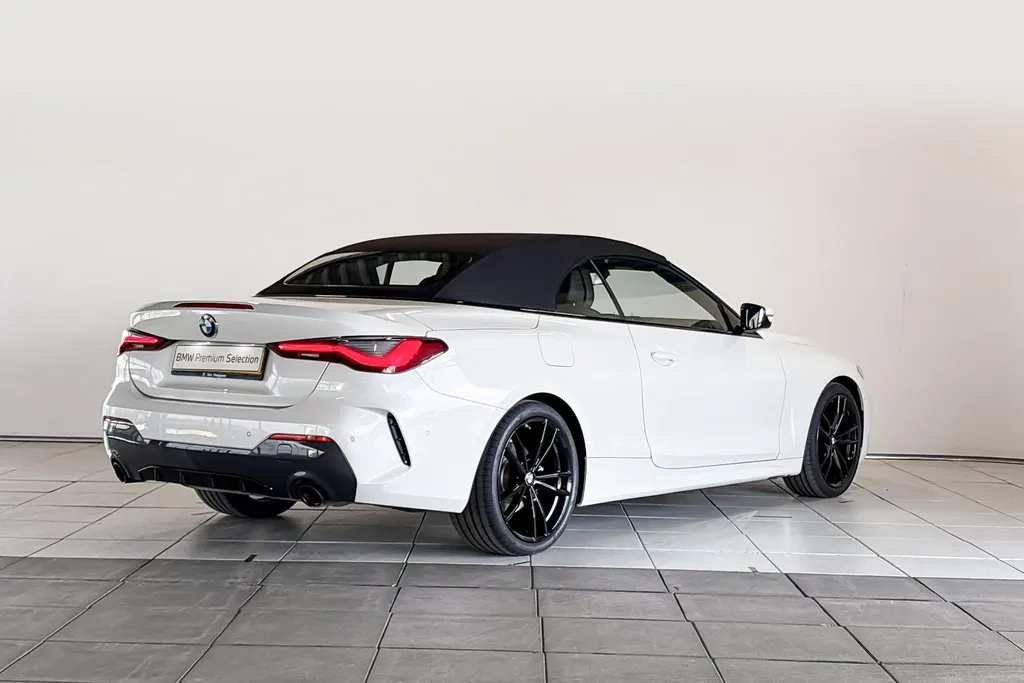 BMW 4 Serie Cabrio 420i High Executive M Sportpakket