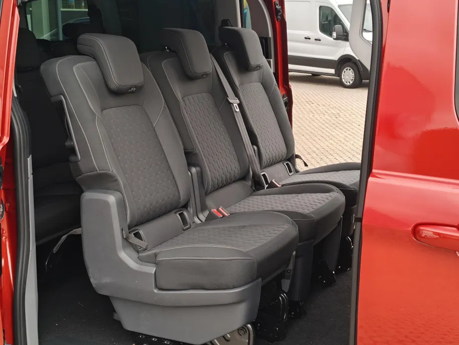 Ford Transit Custom 340 2.5 PHEV L2H1 Limited Kombi 9-persoons