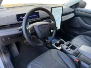 Ford Mustang Mach-E Standard RWD 73 kWh | Automaat | Pano dak | Adapt. Cruise control | BLIS | B&O audio | 360 graden camera | Parkeersensoren voor en achter | Elektr. achterklep | Fabrieksgarantie |