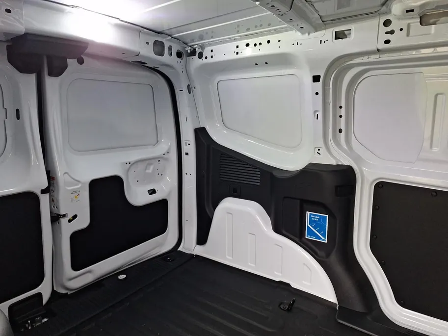 Ford E-Transit Cour. Trend 44 kWh | 0,99% Financial lease ! |Nieuw te bestellen | Trekhaak | Winterpack | Camera | Climate Control | Reservewiel | Apple Carplay&Android Auto | Parkeersensoren | Cruisecontrol |